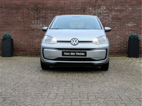 Volkswagen Up! - 1.0 BMT Move Up 75PK ASG Airco, DAB+, Smartphone integratie 'maps+more dock' - 1