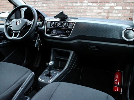 Volkswagen Up! - 1.0 BMT Move Up 75PK ASG Airco, DAB+, Smartphone integratie 'maps+more dock' - 1