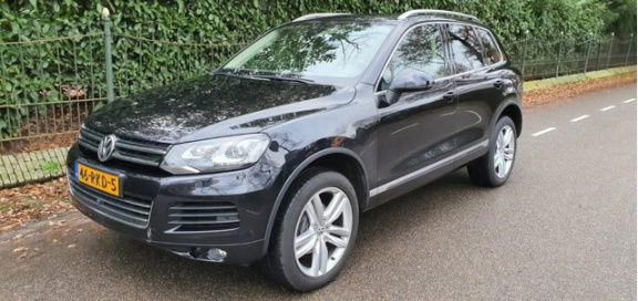 Volkswagen Touareg - 3.0 TDI Highline - 1