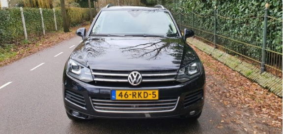 Volkswagen Touareg - 3.0 TDI Highline - 1