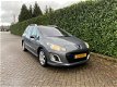 Peugeot 308 SW - 1.6 e-HDi Blue Lease Executive 2012 - 1 - Thumbnail