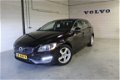 Volvo V60 - 2.0 D3 MOMENTUM AUTOMAAT 5 CIL. BUSINESS LINE WINTER LINE FAMILY LINE - 1 - Thumbnail