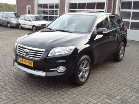 Toyota RAV4 - 2.0 VVTi 4WD Dynamic Navigatie Cruise Control Trekhaak - 1