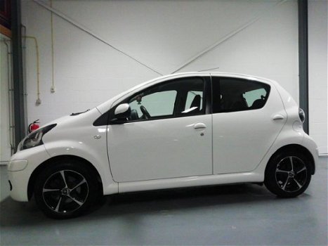 Toyota Aygo - 1.0-12V Comfort - 1