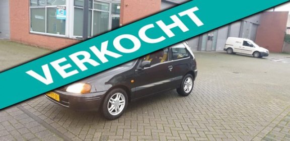 Toyota Starlet - 1.3-16V Bj 1998 Lage km . Meeneemprijs - 1