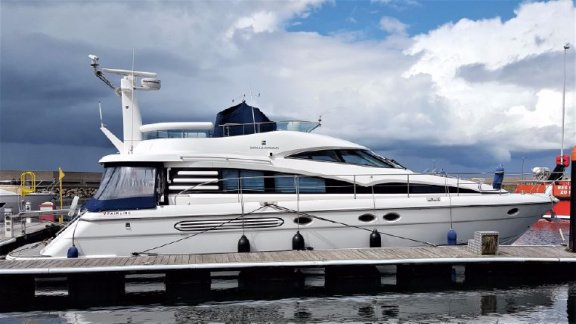 Fairline Squadron 52 - 1