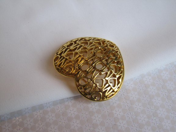 Broche goudkleurig hart met Love Mom hartje Mom 4.1x4.0 cm. - Afbeelding 3
