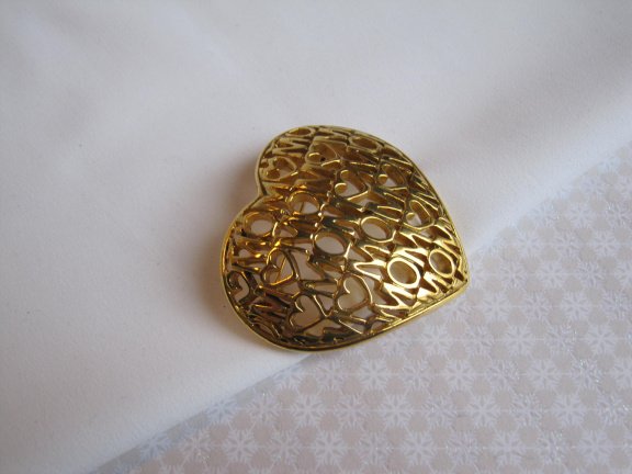 Broche goudkleurig hart met Love Mom hartje Mom 4.1x4.0 cm. - Afbeelding 4