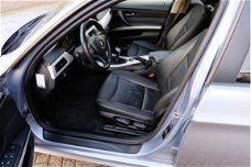 BMW 3-serie Touring - 320d Efficient Dynamics Edition Luxury Line Xenon/Leder/LMV/Navi