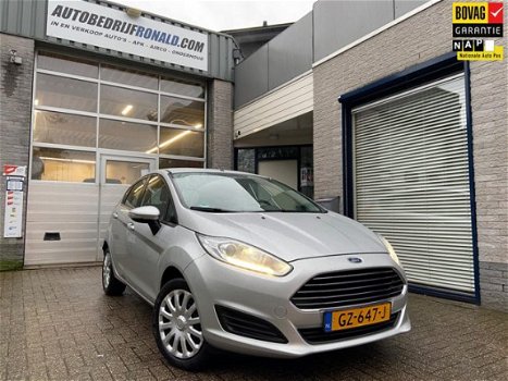 Ford Fiesta - 1.0 Style 55Dkm/NL.Auto/Navi/Airco/1Ste Eigenaar - 1