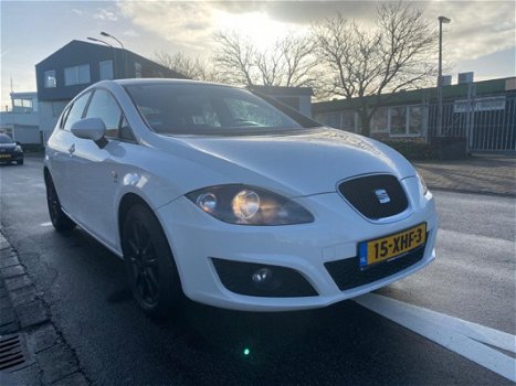 Seat Leon - 1.4 TSI Businessline / Climate / PDC / dealer onderhouden - 1