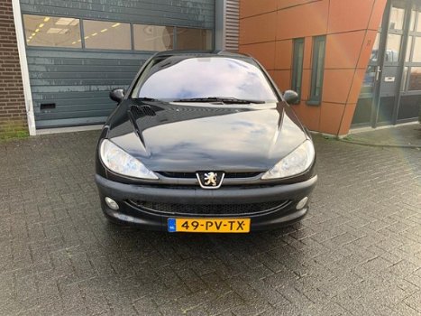 Peugeot 206 - 1.4-16V Gentry - 1