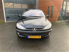 Peugeot 206 - 1.4-16V Gentry