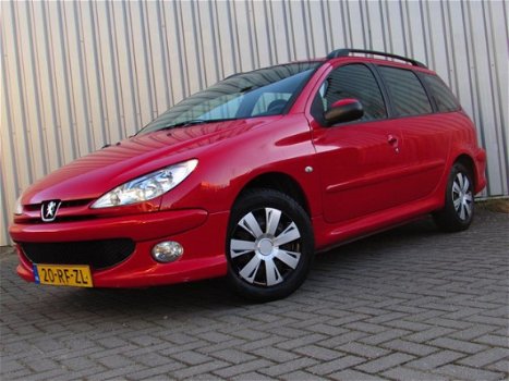 Peugeot 206 SW - 1.4 HDi Air-line 2 Airco ElektrPakket Apk 6-2020 - 1