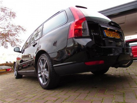 Volvo V50 - 1.6D S/S Xenon Leer Navi Opendak DRIVe - Edition - 1