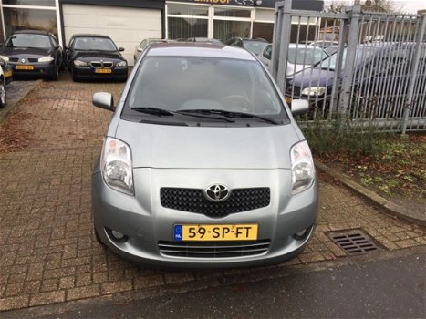 Toyota Yaris - 1.3 VVTi Luna - 1