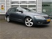 Skoda Octavia Combi - 1.6 TDI Greentech Style Businessline* Ecc*Pdc*17 inch*Navigatie*Xenon - 1 - Thumbnail