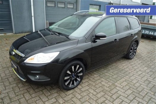 Ford Focus Wagon - 1.6 Half Leder, Trekhaak, 1e Eigenaar 85 Kw - 1