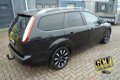 Ford Focus Wagon - 1.6 Half Leder, Trekhaak, 1e Eigenaar 85 Kw - 1 - Thumbnail