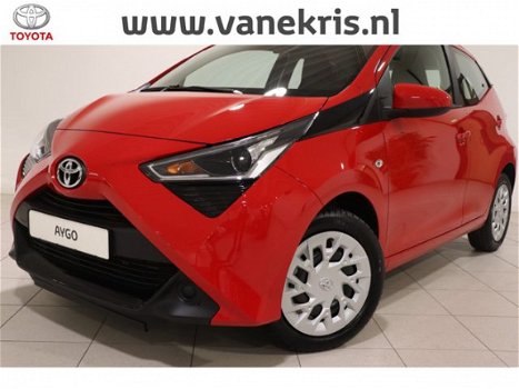 Toyota Aygo - 1.0 VVT-i x-play, NIEUW en Direct leverbaar, Apple Carplay, Gratis 5 Jaar Fabrieksgara - 1