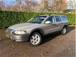 Volvo V70 Cross Country - 2.4 T Geartr. Comf. / Youngtimer / Automaat / Leer / Navi - 1 - Thumbnail