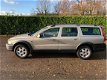 Volvo V70 Cross Country - 2.4 T Geartr. Comf. / Youngtimer / Automaat / Leer / Navi - 1 - Thumbnail