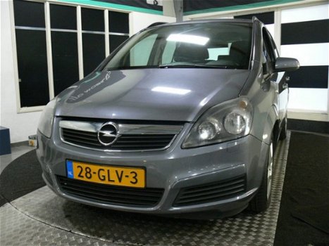 Opel Zafira - 1.8 ESSENTIA 140PK-AIRCO-TRKH-MOOIE AUTO - 1