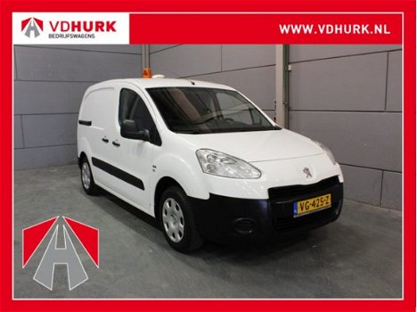 Peugeot Partner - 120 1.6 e-HDI XT Profit + Trekhaak/Inrichting/Airco/Cruise/PDC - 1