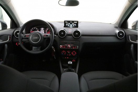 Audi A1 - 1.0 TFSI 95pk Admired | S-line - 1