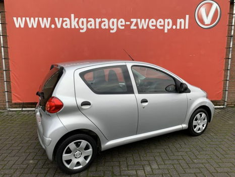 Toyota Aygo - 1.0-12V 5-Deurs - 1