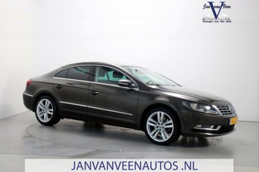 Volkswagen CC - 1.8 TSI 160pk R-Line Navigatie Parkeersensoren Stuurbediening Climate Control - 1