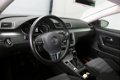 Volkswagen CC - 1.8 TSI 160pk R-Line Navigatie Parkeersensoren Stuurbediening Climate Control - 1 - Thumbnail