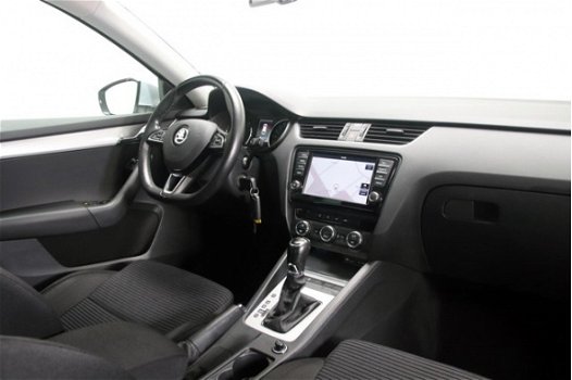 Skoda Octavia Combi - 1.4 TSI 140pk Ambition Business DSG Navigatie Sportstuur Navigatie Sportstoele - 1