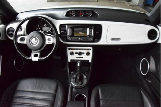Volkswagen Beetle Cabriolet - 1.4 TSI R-line DSG xenon navi leer mf-stuur - 1