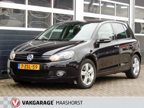 Volkswagen Golf - 1.6 TDI Highline / parkeersensoren / airco / cruise control - 1