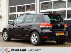 Volkswagen Golf - 1.6 TDI Highline / parkeersensoren / airco / cruise control