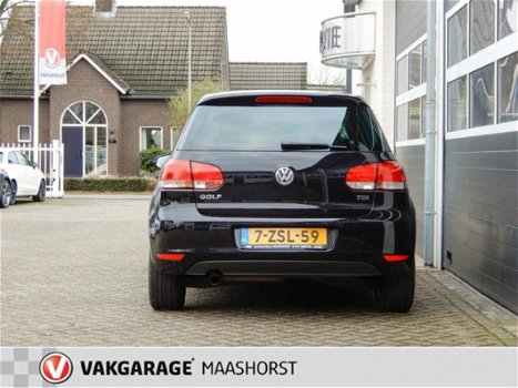 Volkswagen Golf - 1.6 TDI Highline / parkeersensoren / airco / cruise control - 1