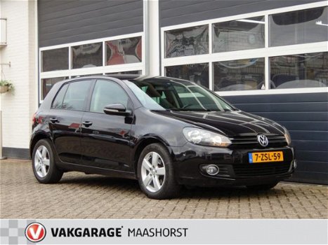 Volkswagen Golf - 1.6 TDI Highline / parkeersensoren / airco / cruise control - 1