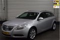 Opel Insignia Sports Tourer - 1.8 Edition 110.000KM +NAVI/TREKHAAK - 1 - Thumbnail