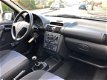 Opel Corsa - 1.2i-16V Onyx stuurbekrachtiging NAP Nette auto Goed onderhouden - 1 - Thumbnail