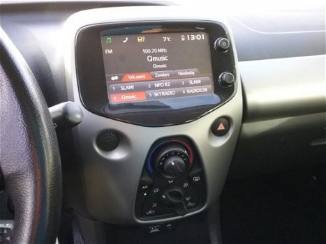 Toyota Aygo - 1.0 VVT-i x-play - 1