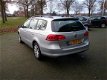 Volkswagen Passat - 1.4 TSI Highline BlueMotion MOOIE AUTO LET OP KM.STAND AANTOONBAAR VOLLEDIG ONDE - 1 - Thumbnail