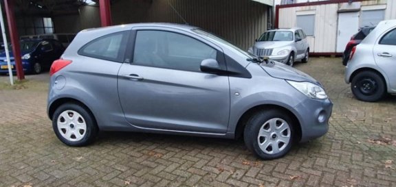 Ford Ka - 1.2 Trend Fort Ka 1.2 Elek-pakket Nieuw APK - 1