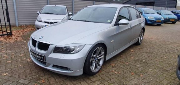 BMW 3-serie - 320i High Executive 3-serie 320i High Executive 6 BAK / NAVI / Nieuw APK - 1