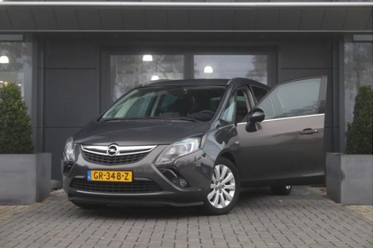 Opel Zafira Tourer - 1.4T Cosmo 7-sits 140pk | Navigatie | Cruise Control | PDC v/a | Achteruitrijca - 1