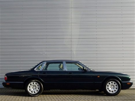 Jaguar Sovereign - 3.2 V8 / 1e EIGENAAR / YOUNGTIMER / BIJTELLINGSVRIENDELIJK - 1