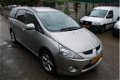 Mitsubishi Grandis - 2.4-16V Limited Keurige MPV op LPG met winterbanden erbij. 7-zitter Heerlijke r - 1 - Thumbnail