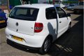 Volkswagen Fox - 1.4 Trendline Zeer weinig km's op CNG aardgas Nieuwe APK bij aflevering - 1 - Thumbnail