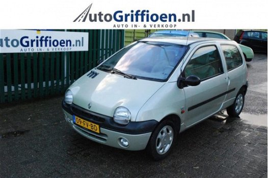 Renault Twingo - 1.2 Initiale Lederen bekleding en glazen open dak Nieuwe APK bij aflevering - 1