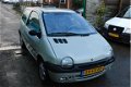 Renault Twingo - 1.2 Initiale Lederen bekleding en glazen open dak Nieuwe APK bij aflevering - 1 - Thumbnail